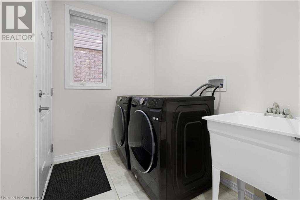 157 Cactus Crescent, Stoney Creek, Ontario  L8J 0M3 - Photo 38 - 40672830