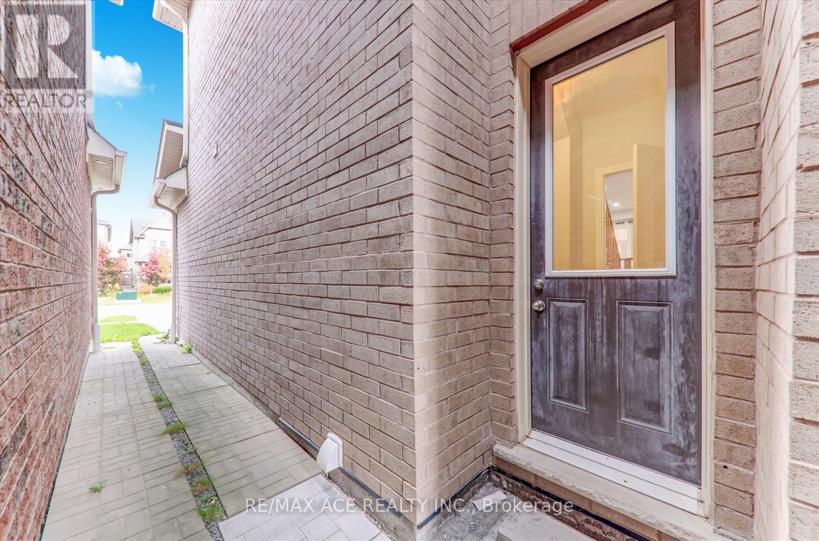 205 South Ocean Drive, Oshawa (Windfields), Ontario  L1L 0K4 - Photo 27 - E10407034