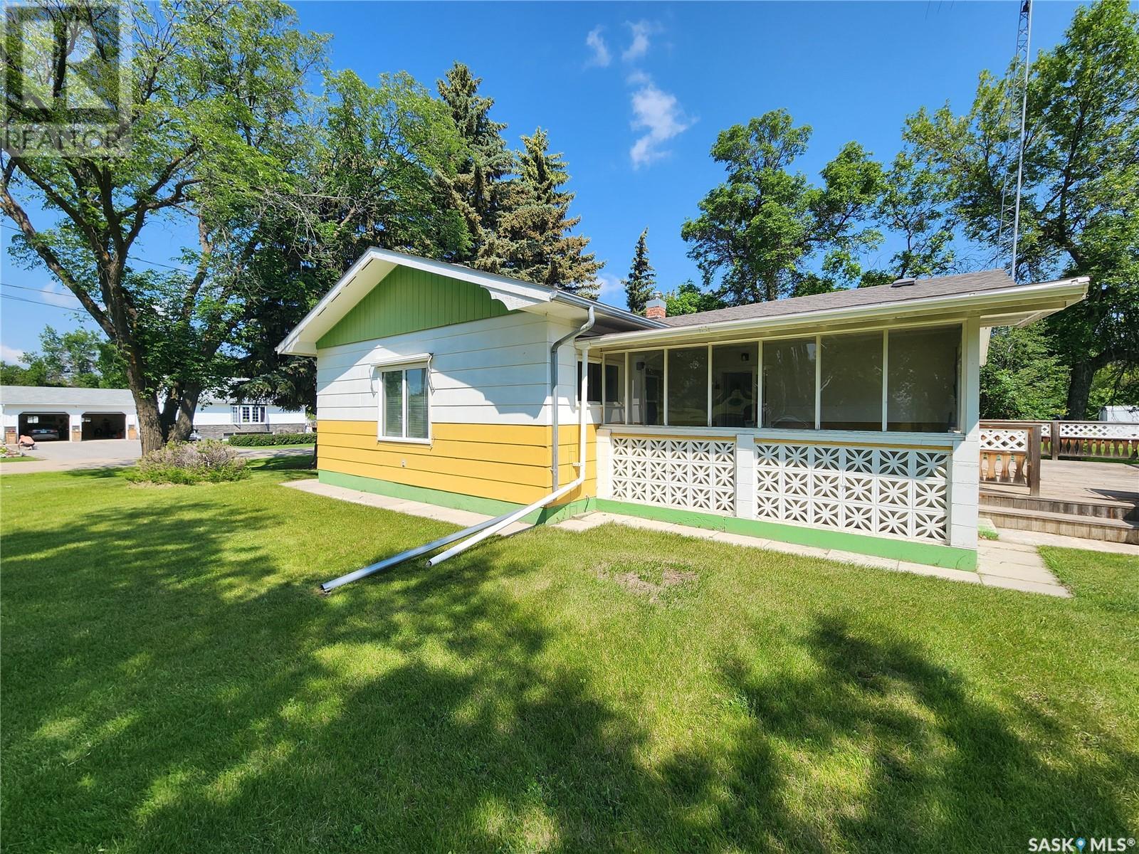 Property at 113 + 115 Blanchard STREET S image 3