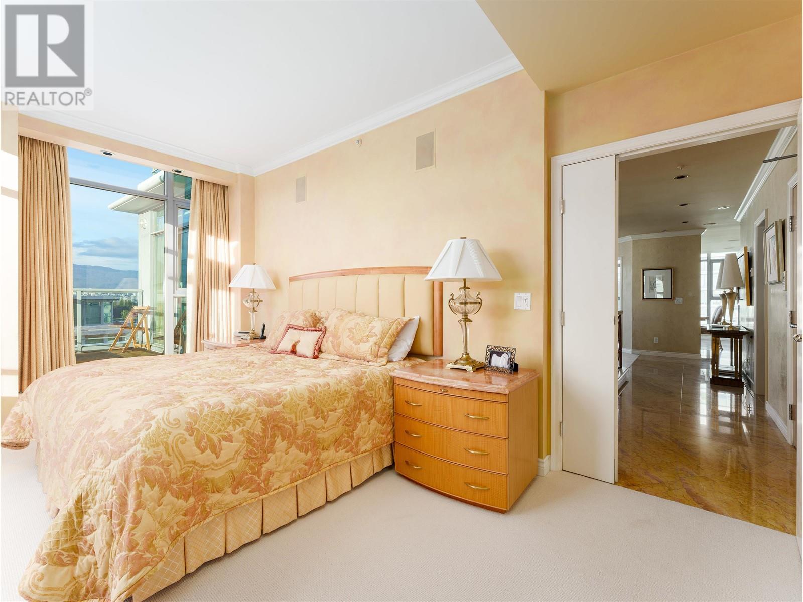 Listing Picture 17 of 40 : PH3 1790 BAYSHORE DRIVE, Vancouver / 溫哥華 - 魯藝地產 Yvonne Lu Group - MLS Medallion Club Member