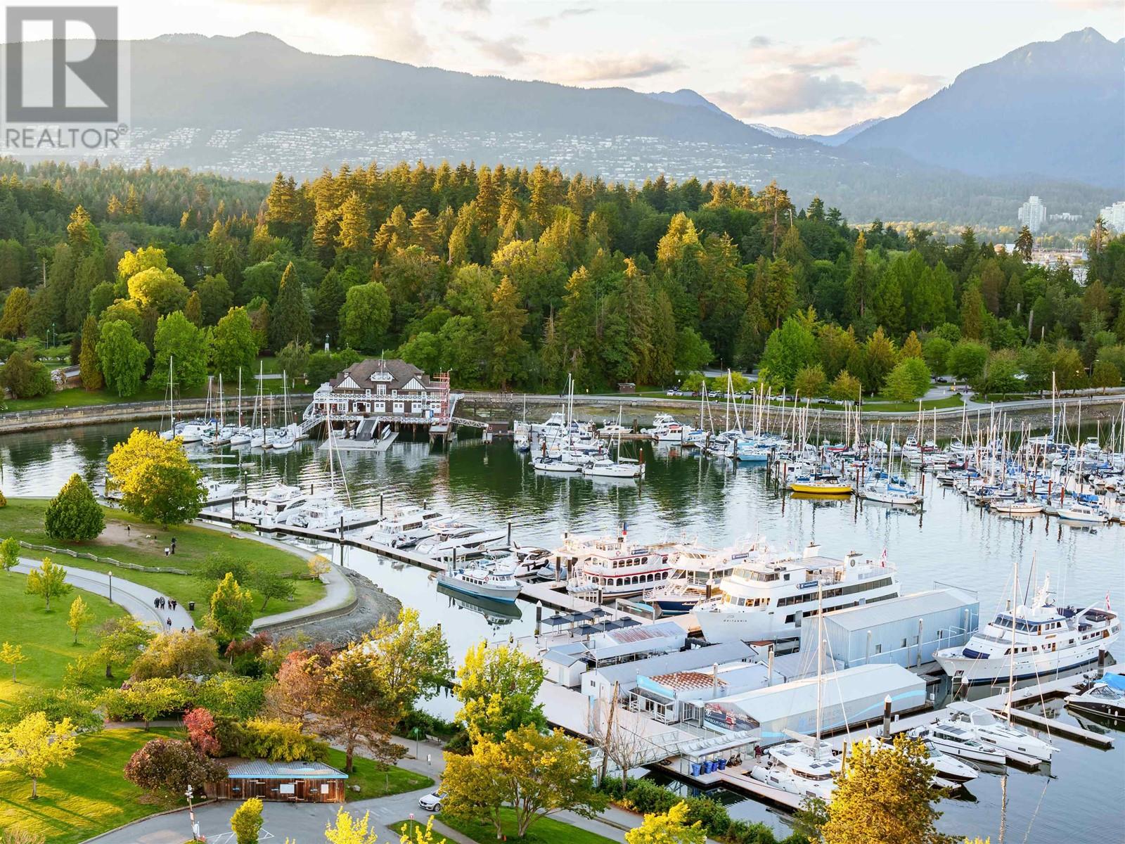 Listing Picture 24 of 40 : PH3 1790 BAYSHORE DRIVE, Vancouver / 溫哥華 - 魯藝地產 Yvonne Lu Group - MLS Medallion Club Member