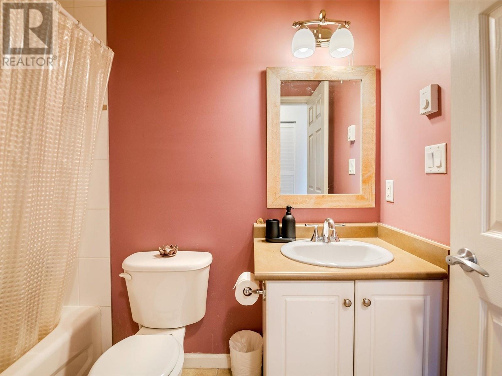 301 7331 Arbutus Street, Pemberton, British Columbia V0N 2L1 - Photo 16 - R2941732