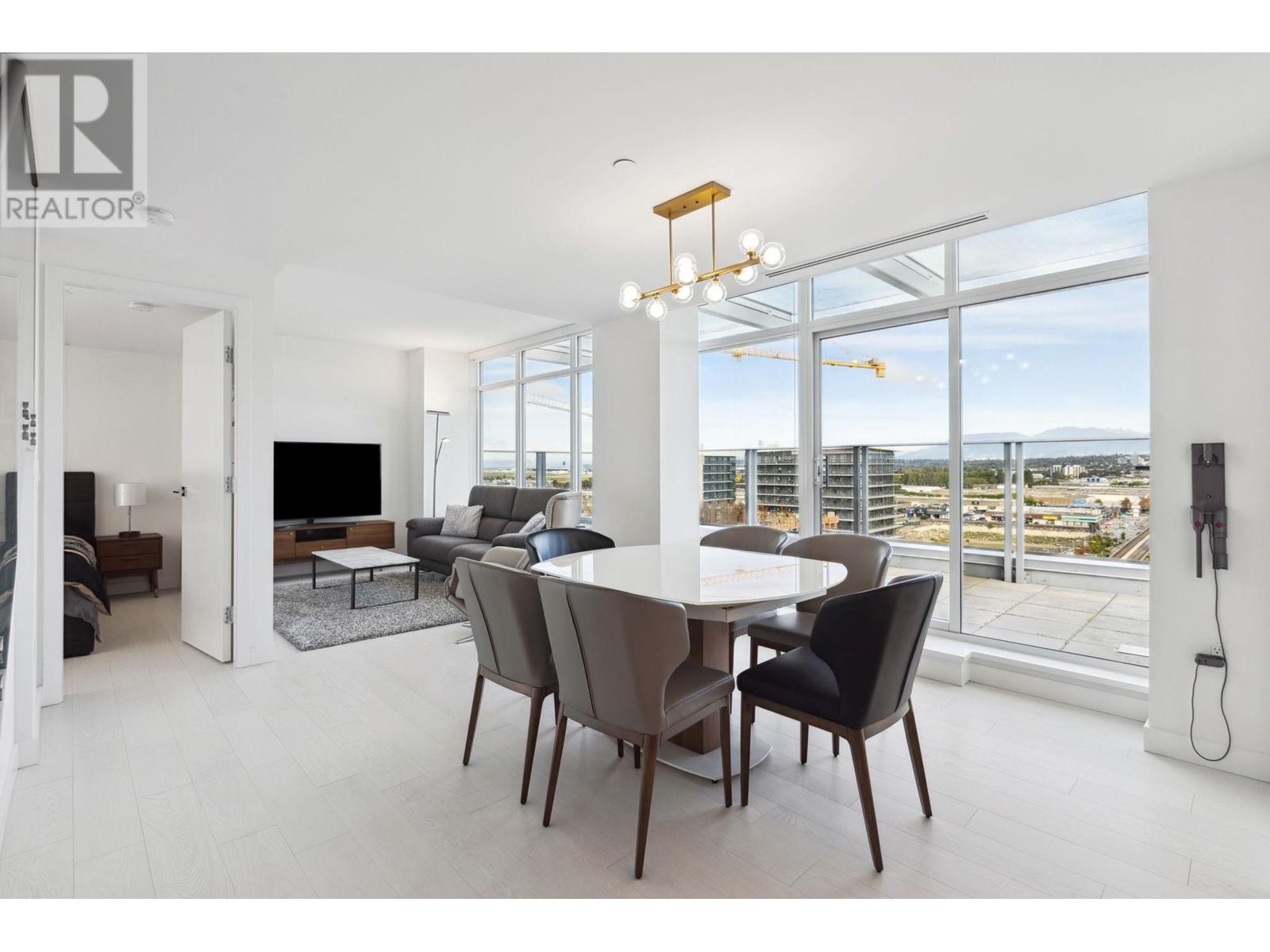 Listing Picture 11 of 40 : 1607 5580 NO. 3 ROAD, Richmond / 烈治文 - 魯藝地產 Yvonne Lu Group - MLS Medallion Club Member