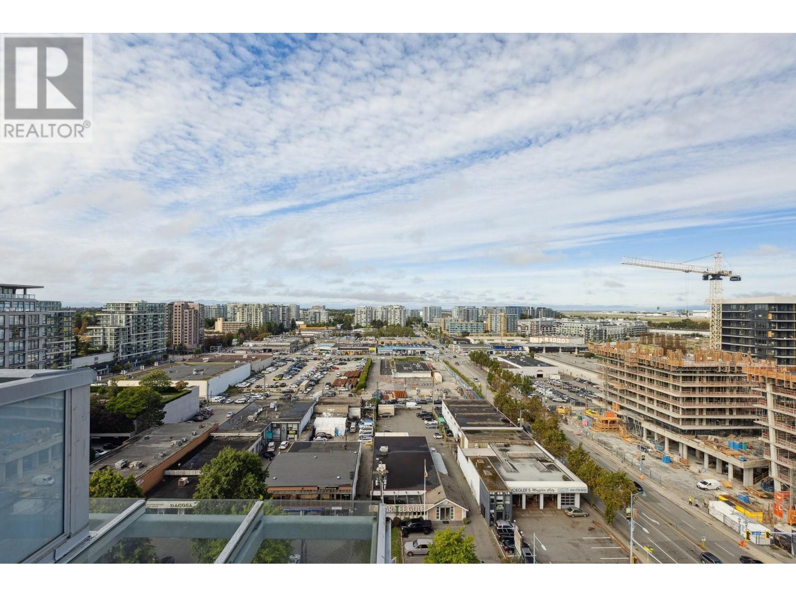 Listing Picture 33 of 40 : 1607 5580 NO. 3 ROAD, Richmond / 烈治文 - 魯藝地產 Yvonne Lu Group - MLS Medallion Club Member