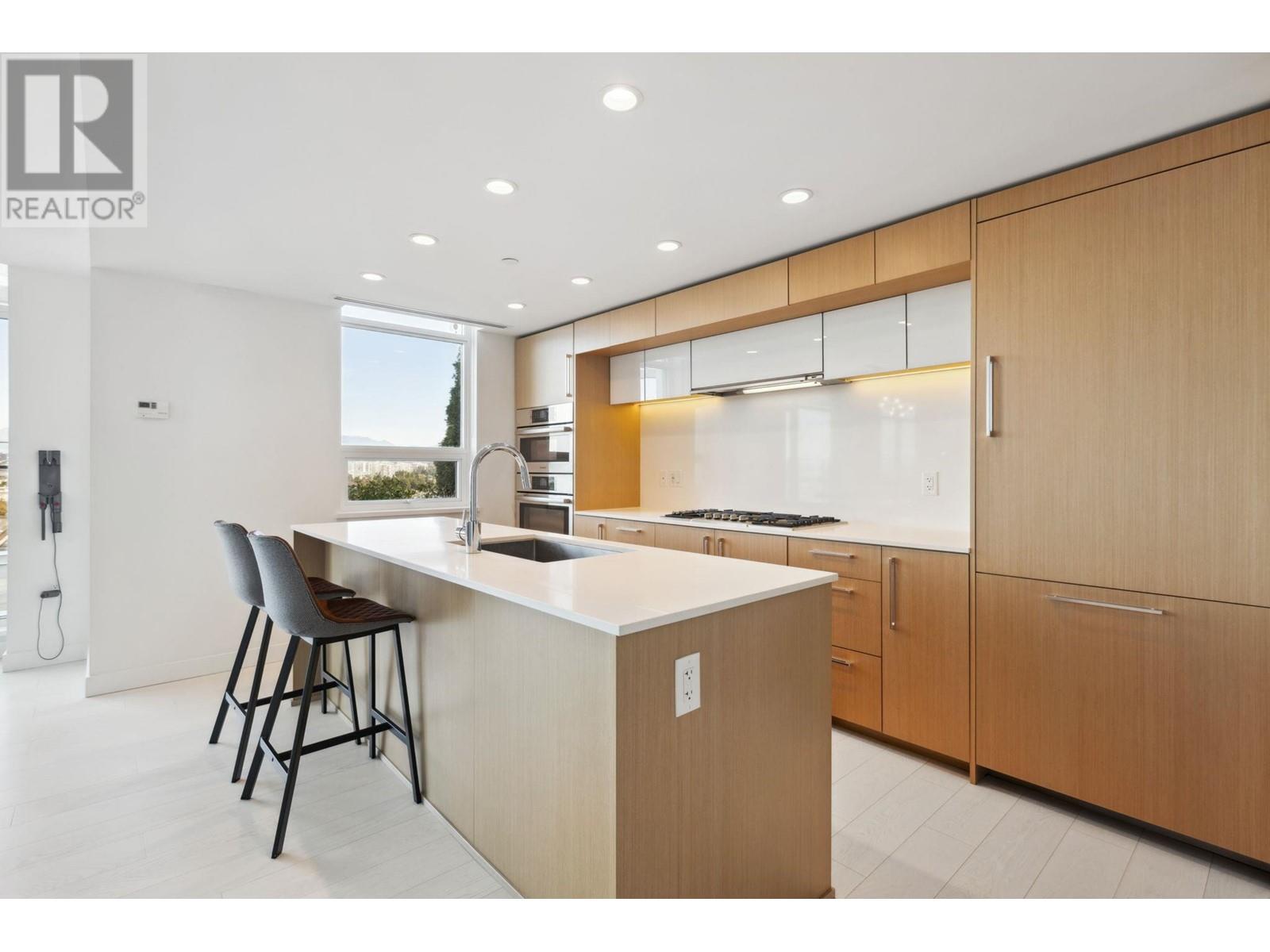 Listing Picture 6 of 40 : 1607 5580 NO. 3 ROAD, Richmond / 烈治文 - 魯藝地產 Yvonne Lu Group - MLS Medallion Club Member