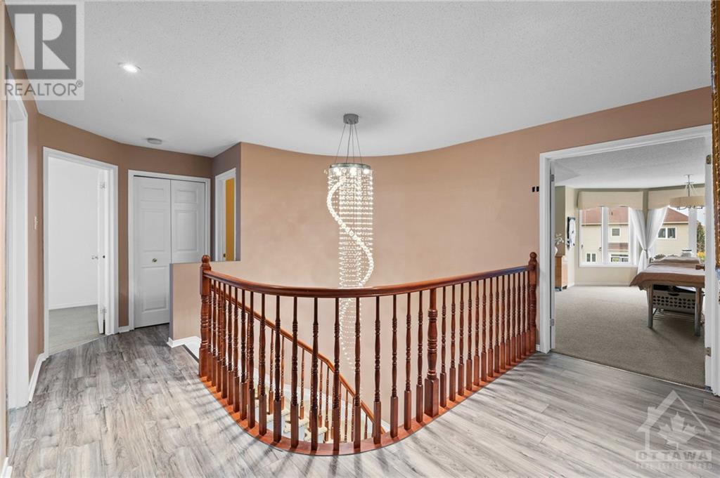 33 Valencia StreetOttawa, Ontario  K2G 6T1 - Photo 11 - X10411057