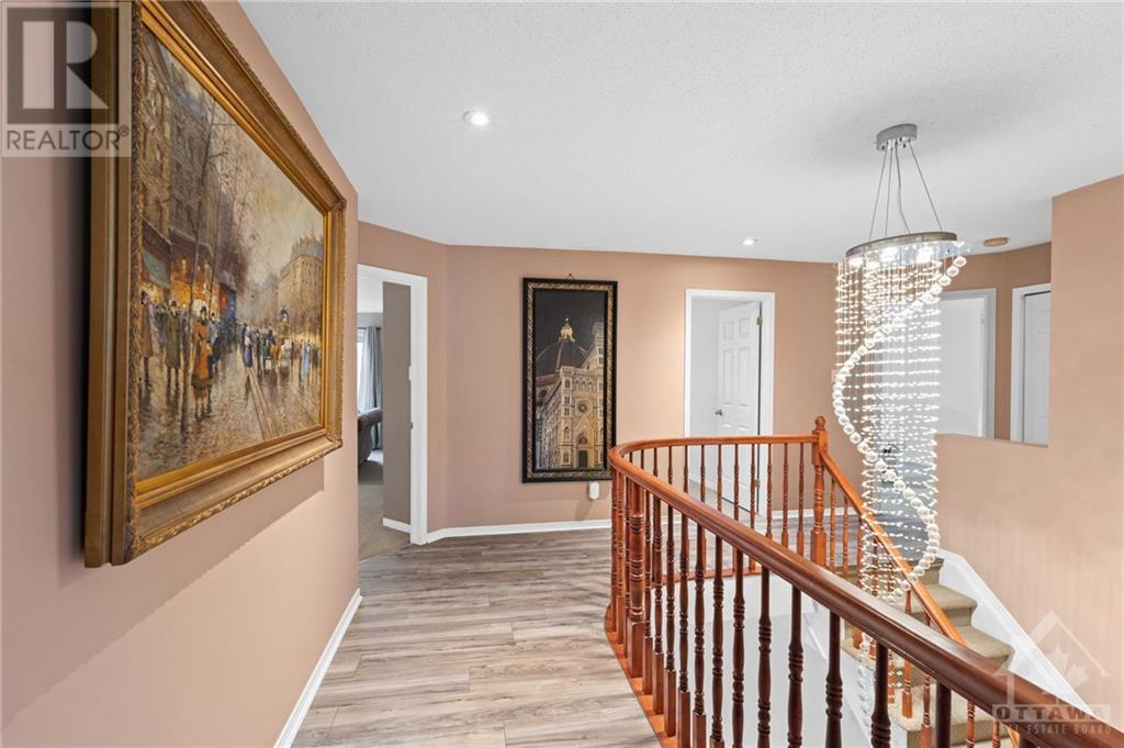 33 Valencia StreetOttawa, Ontario  K2G 6T1 - Photo 12 - X10411057