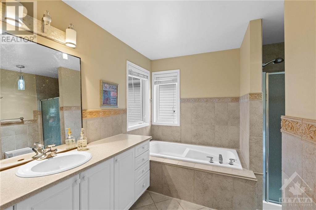 33 Valencia StreetOttawa, Ontario  K2G 6T1 - Photo 15 - X10411057