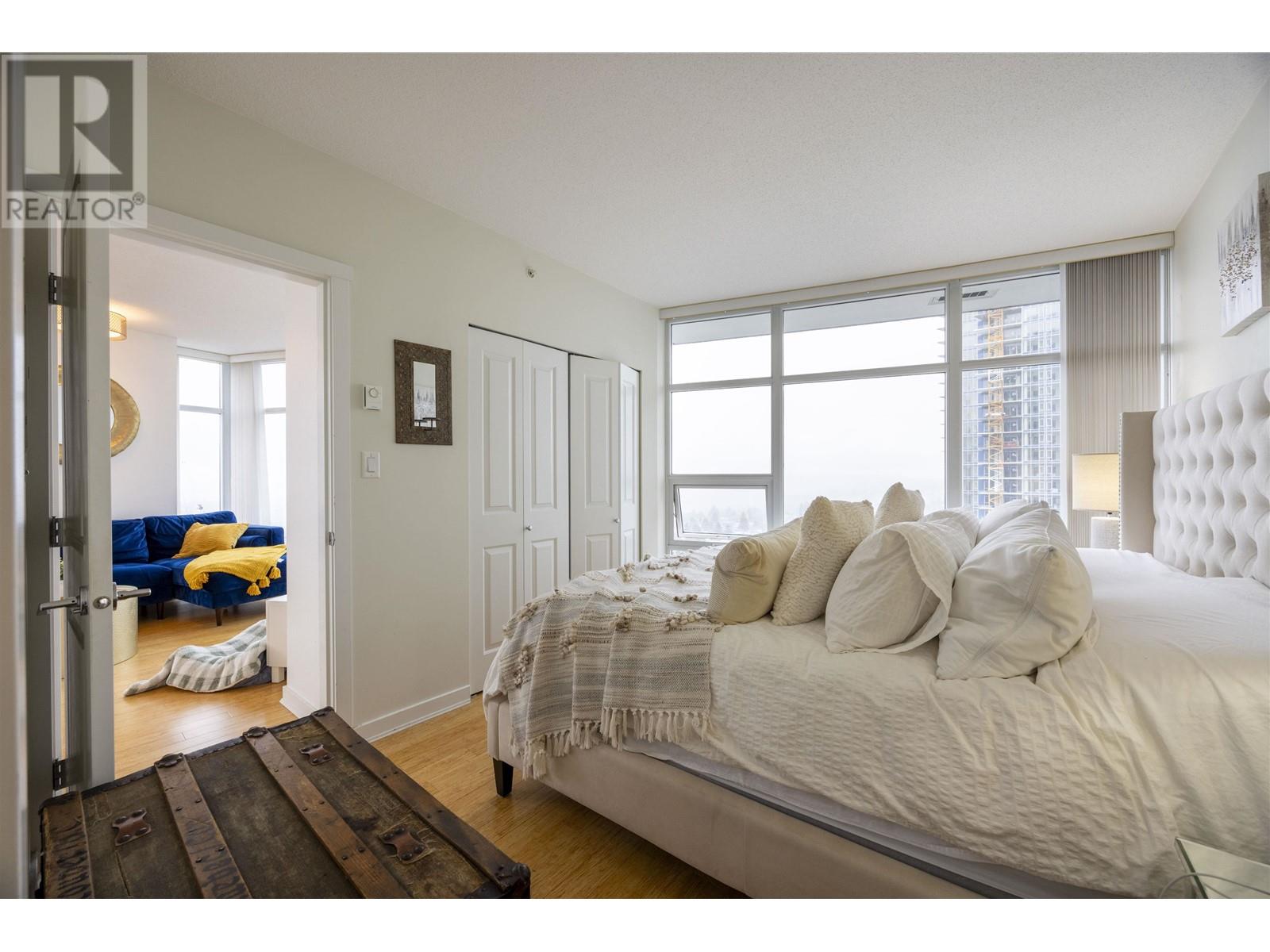 Listing Picture 13 of 28 : 2503 4880 BENNETT STREET, Burnaby / 本拿比 - 魯藝地產 Yvonne Lu Group - MLS Medallion Club Member