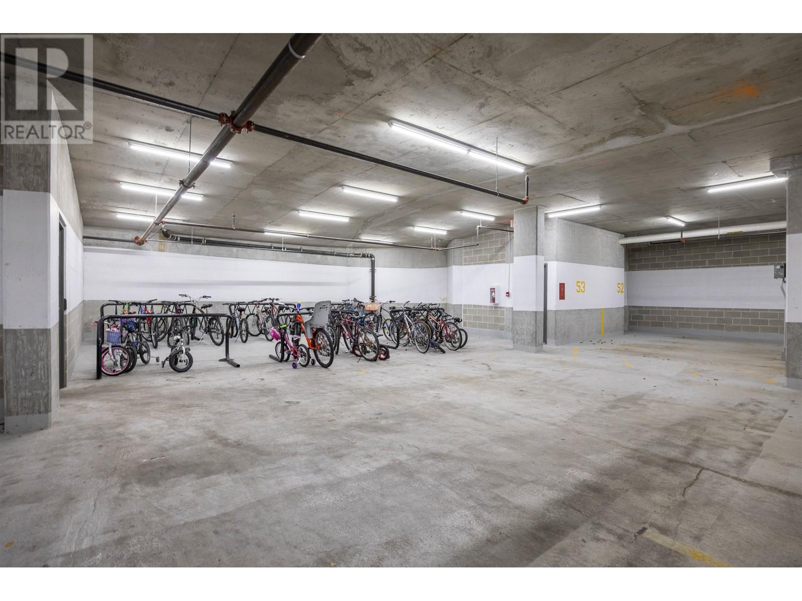 Listing Picture 27 of 28 : 2503 4880 BENNETT STREET, Burnaby / 本拿比 - 魯藝地產 Yvonne Lu Group - MLS Medallion Club Member