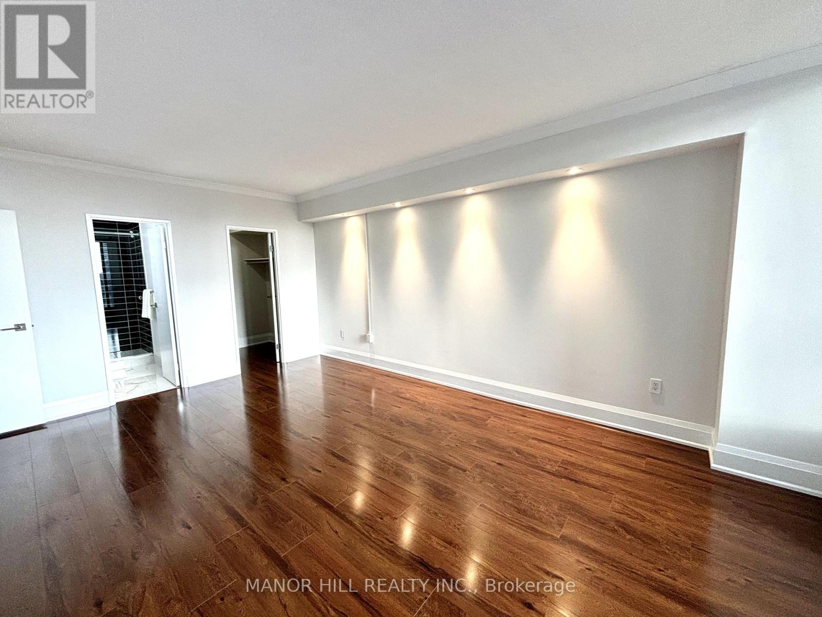 3908 - 2045 Lake Shore Boulevard W, Toronto, Ontario  M8V 2Z6 - Photo 8 - W10407519