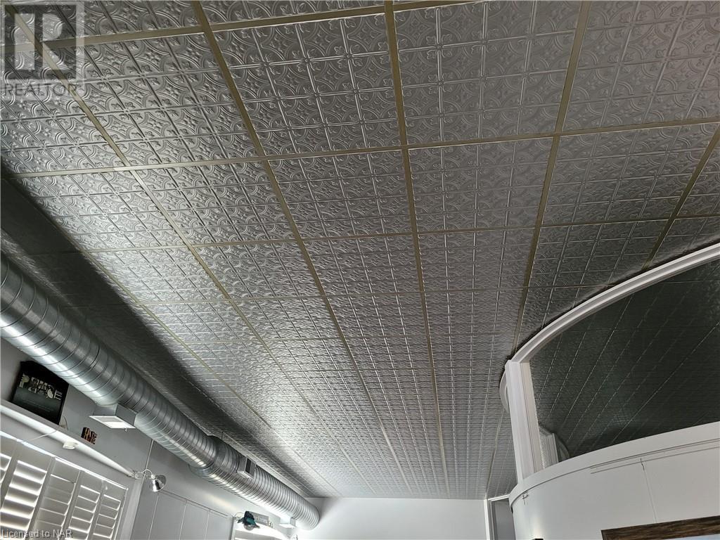 1 Clarence Street, Port Colborne, Ontario  L3K 3E7 - Photo 8 - 40625263