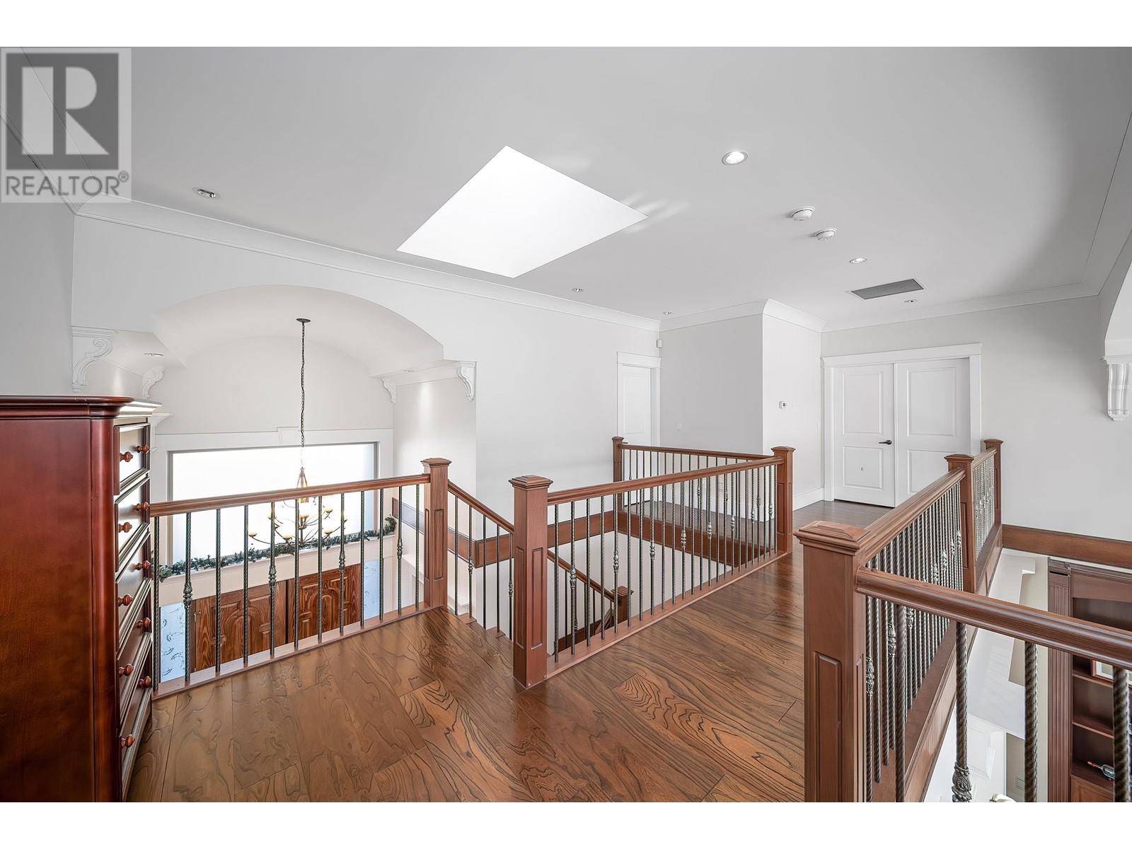 Listing Picture 19 of 29 : 9660 SAUNDERS ROAD, Richmond / 烈治文 - 魯藝地產 Yvonne Lu Group - MLS Medallion Club Member