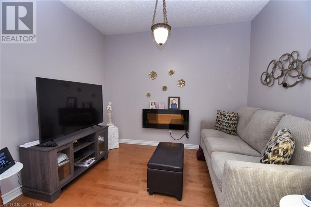 3000 Creekside Drive Unit# 604, Dundas, Ontario  L9H 7S8 - Photo 25 - 40666102