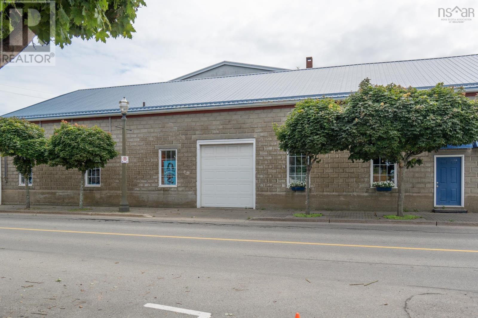 1 Central Street, Yarmouth, Nova Scotia  B5A 3H1 - Photo 6 - 202420304