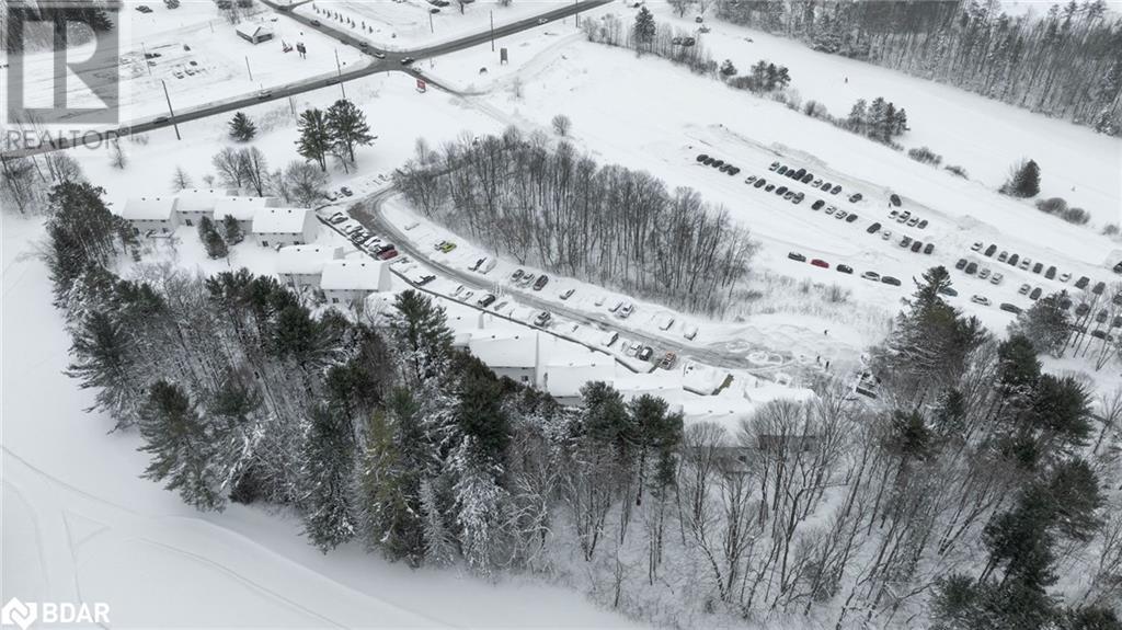 1102 Horseshoe Valley Road W Unit# 303, Horseshoe Valley, Ontario  L4M 4Y8 - Photo 26 - 40672970