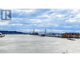 501 680 QUAYSIDE DRIVE, New Westminster, British Columbia