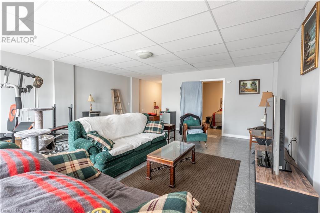 478 East Main Street, Welland, Ontario  L3B 3X6 - Photo 6 - 40673029