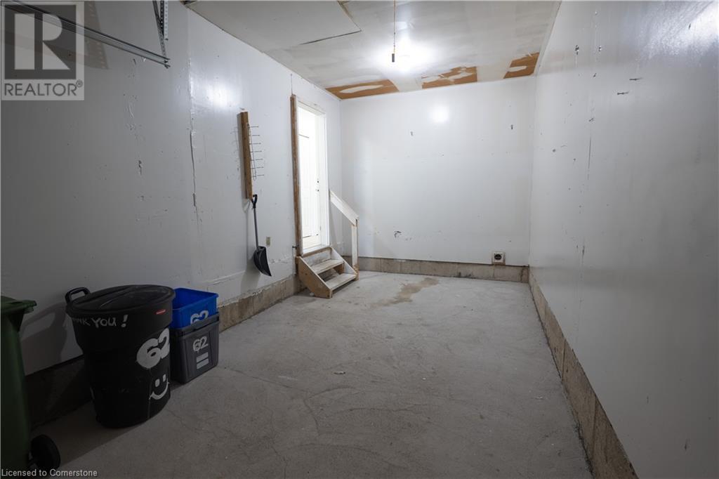 77 Tindale Court Unit# 63, Hamilton, Ontario  L8K 5M8 - Photo 23 - 40673041