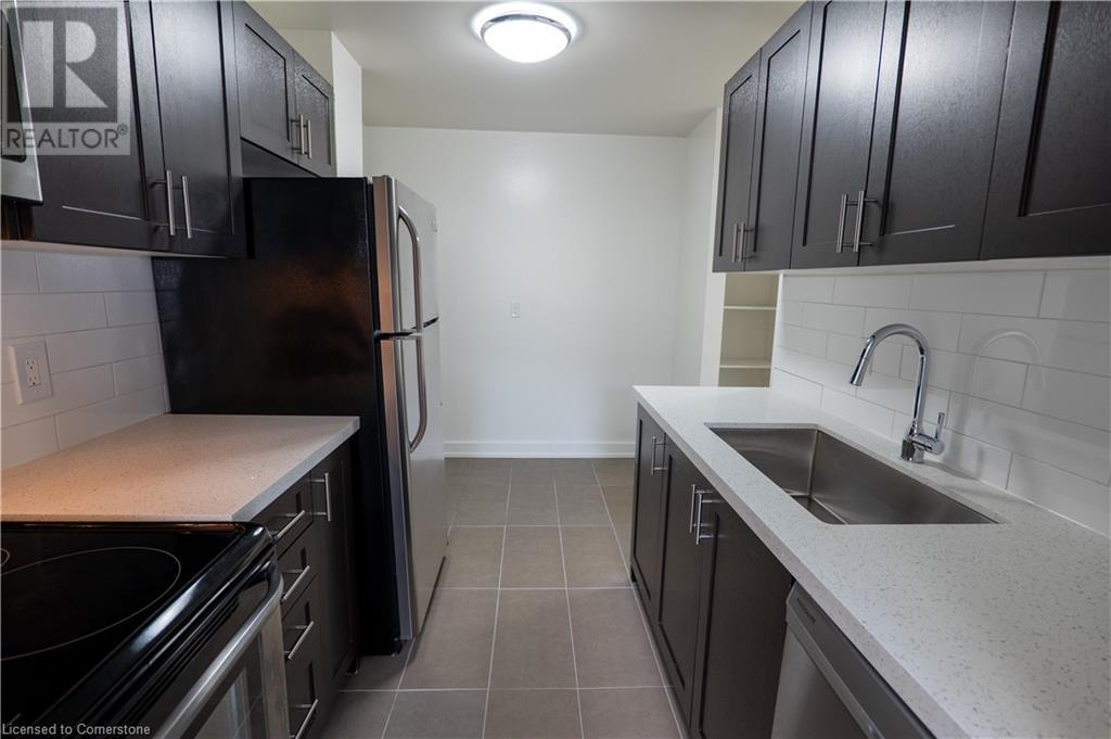 77 Tindale Court Unit# 63, Hamilton, Ontario  L8K 5M8 - Photo 5 - 40673041