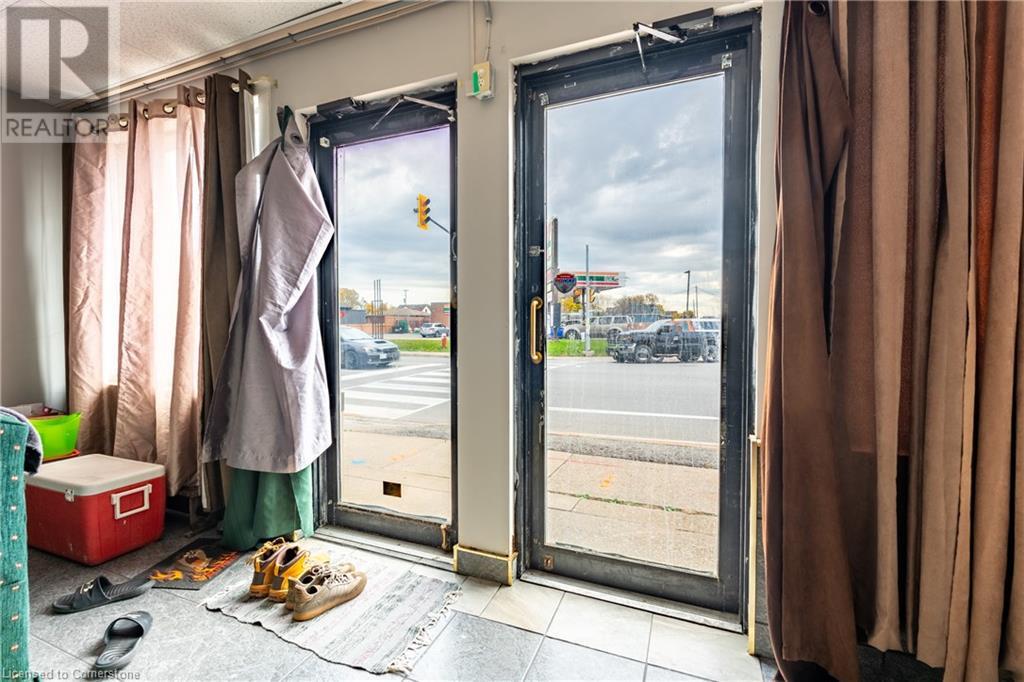 478 East Main Street, Welland, Ontario  L3B 3X6 - Photo 5 - 40673017