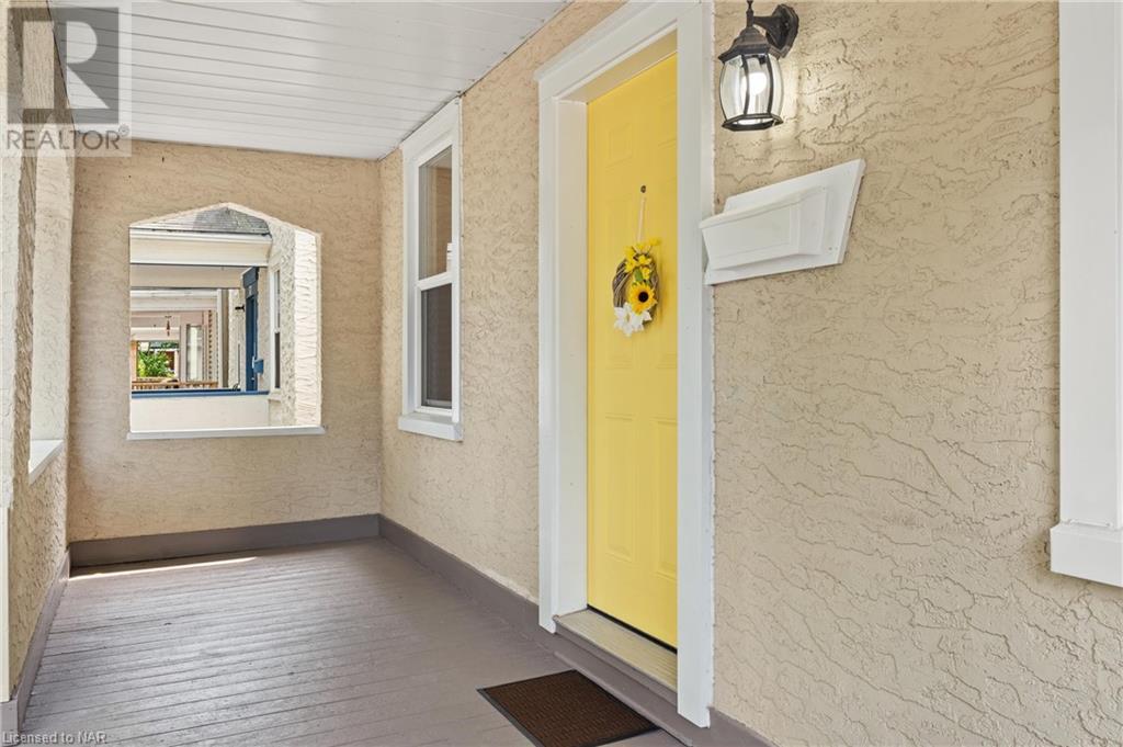 59 Wellington Street, St. Catharines, Ontario  L2R 5P9 - Photo 3 - 40673705