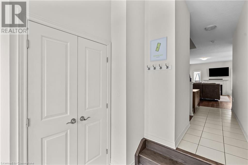 55 Sonoma Valley Crescent, Hamilton, Ontario  L9B 0J3 - Photo 8 - 40673691