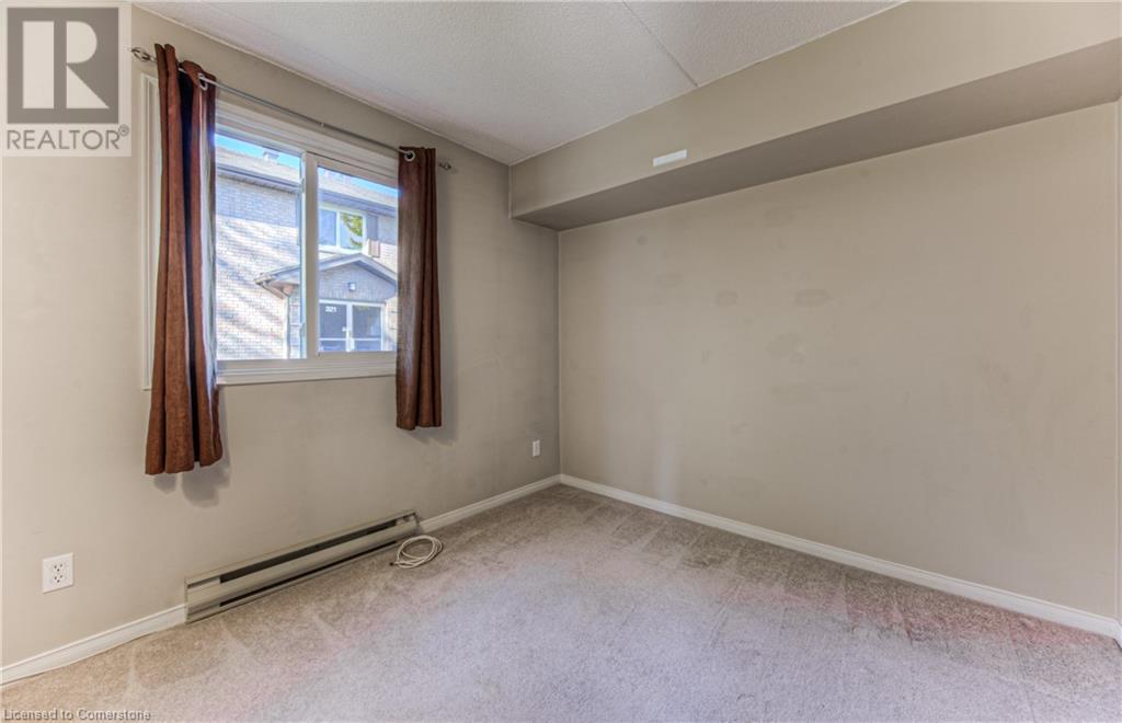 323 Northlake Drive Unit# 4, Waterloo, Ontario  N2V 1Z1 - Photo 28 - 40673700