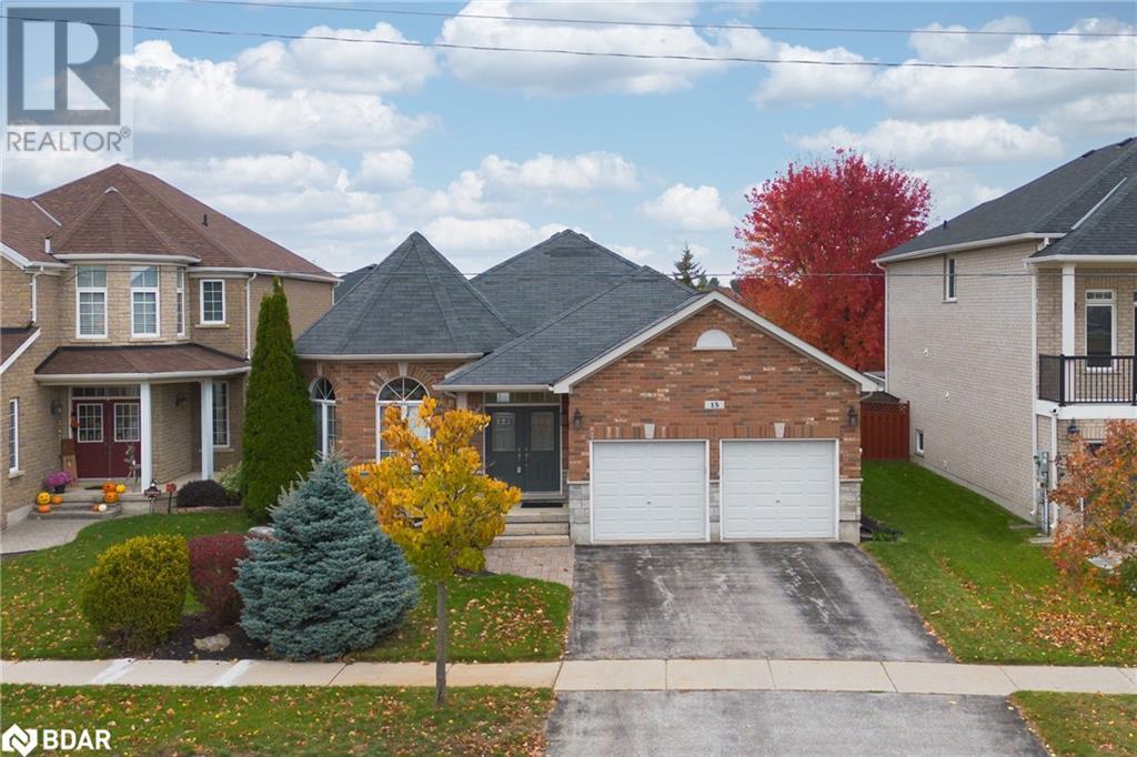 15 Prince William Way, Barrie, Ontario  L4N 0Y9 - Photo 2 - 40671311