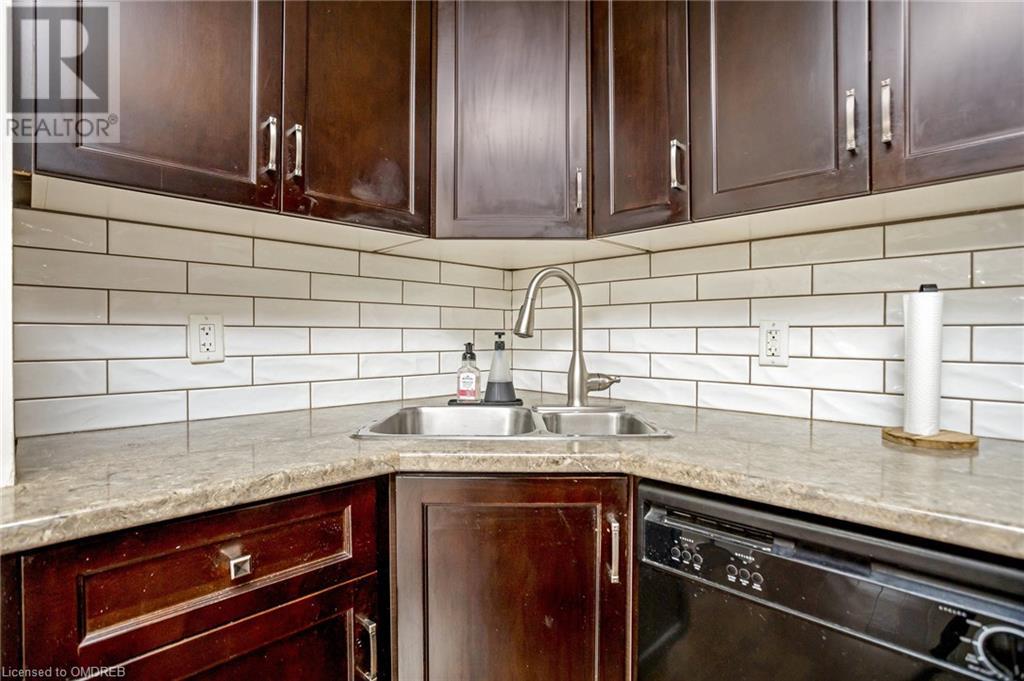 275 Old Huron Road Unit# 18, Kitchener, Ontario  N2R 1P9 - Photo 12 - 40673704