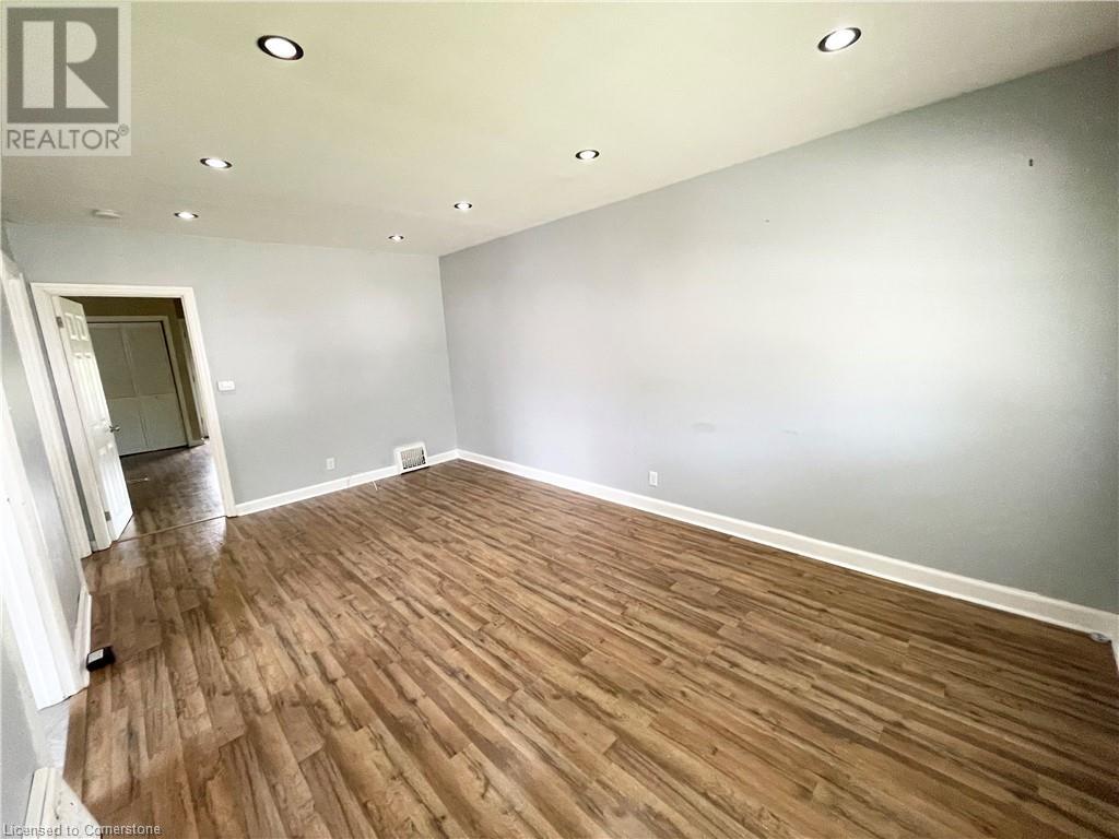 40 Elgin Street N, Cambridge, Ontario  N1R 5G9 - Photo 7 - 40673793