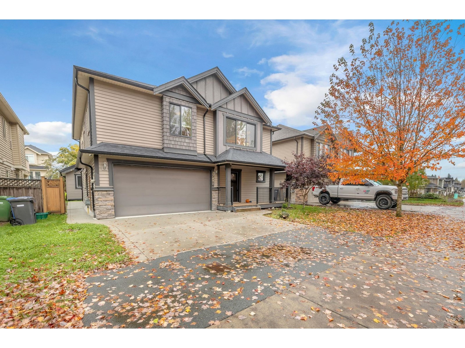 Property at 27891 STAGECOACH AVENUE image 2