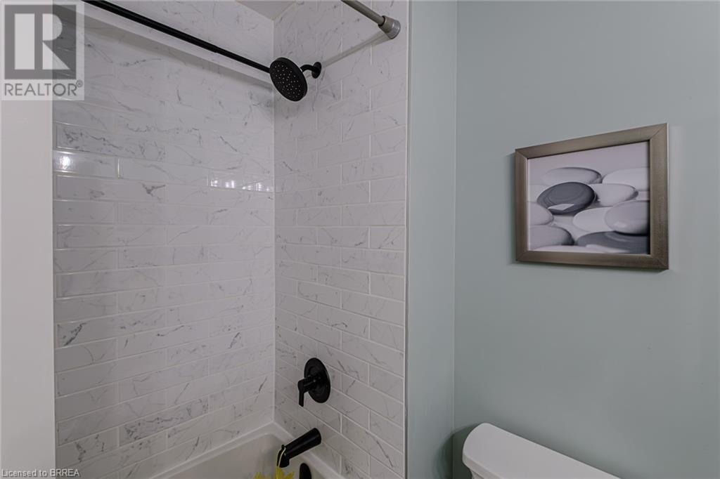 31 Irongate Drive, Paris, Ontario  N3L 4G3 - Photo 15 - 40673798