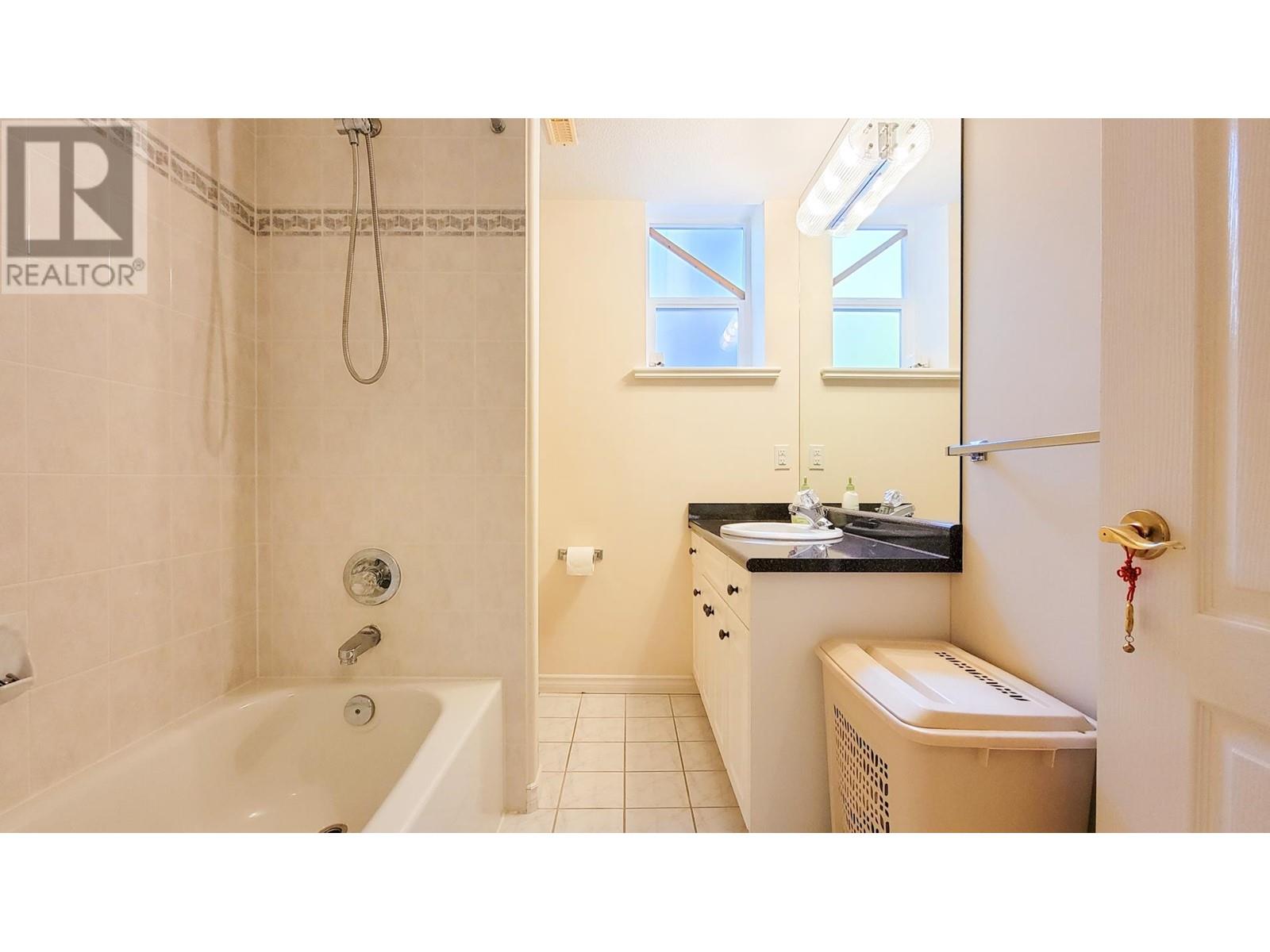 2525 Sapphire Place, Coquitlam, British Columbia  V3E 2Z1 - Photo 37 - R2941786