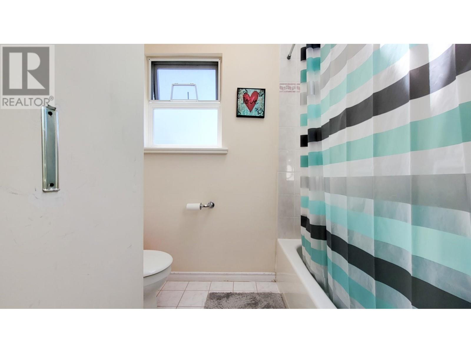 2525 Sapphire Place, Coquitlam, British Columbia  V3E 2Z1 - Photo 30 - R2941786