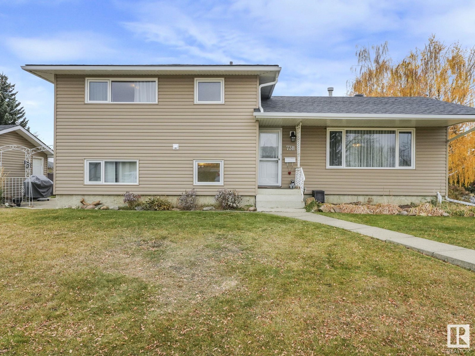 7311 143 Av Nw Nw, Edmonton, Alberta  T5C 2P9 - Photo 1 - E4412724