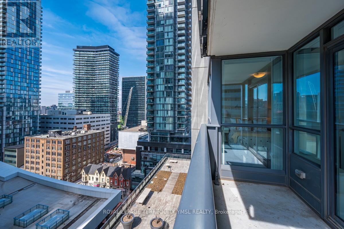 1510 - 295 Adelaide Street W, Toronto, Ontario  M5V 0L4 - Photo 25 - C10408351