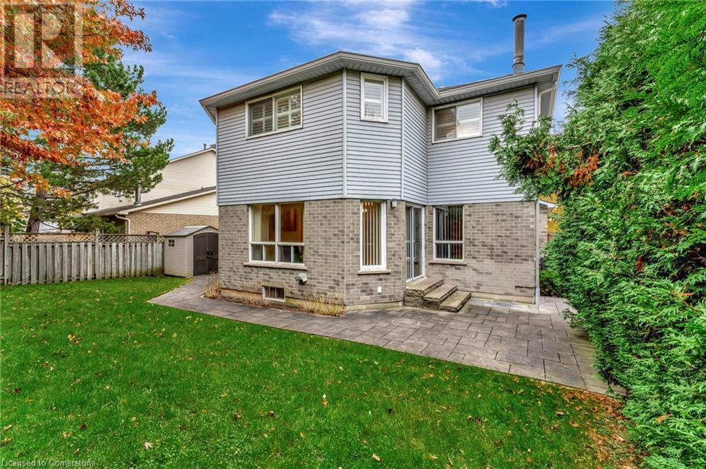 11 Willowtree Court, Dundas, Ontario  L9H 6T3 - Photo 7 - 40673656