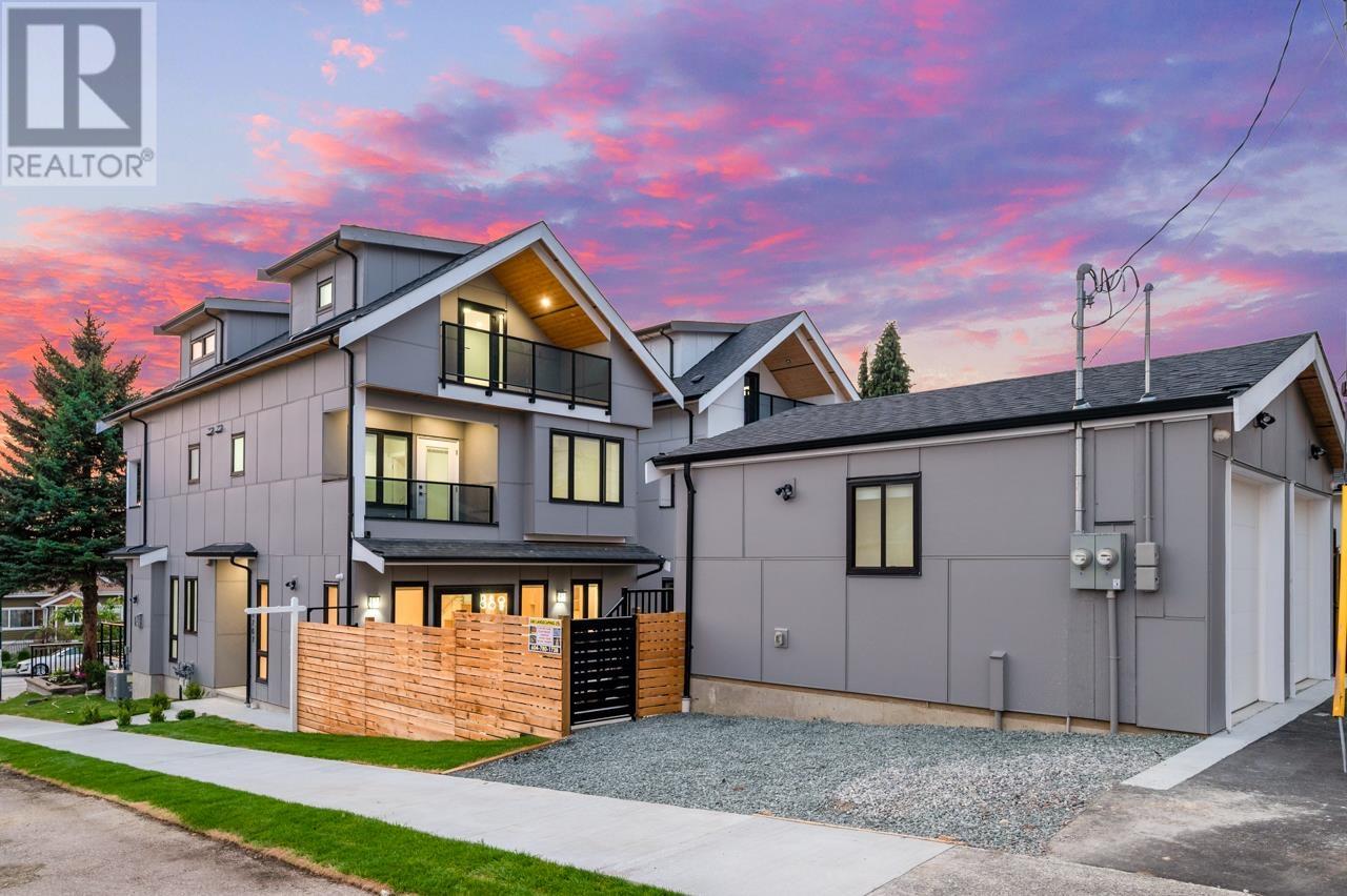 2707 E 26TH AVENUE, Vancouver, British Columbia One Percent Realty