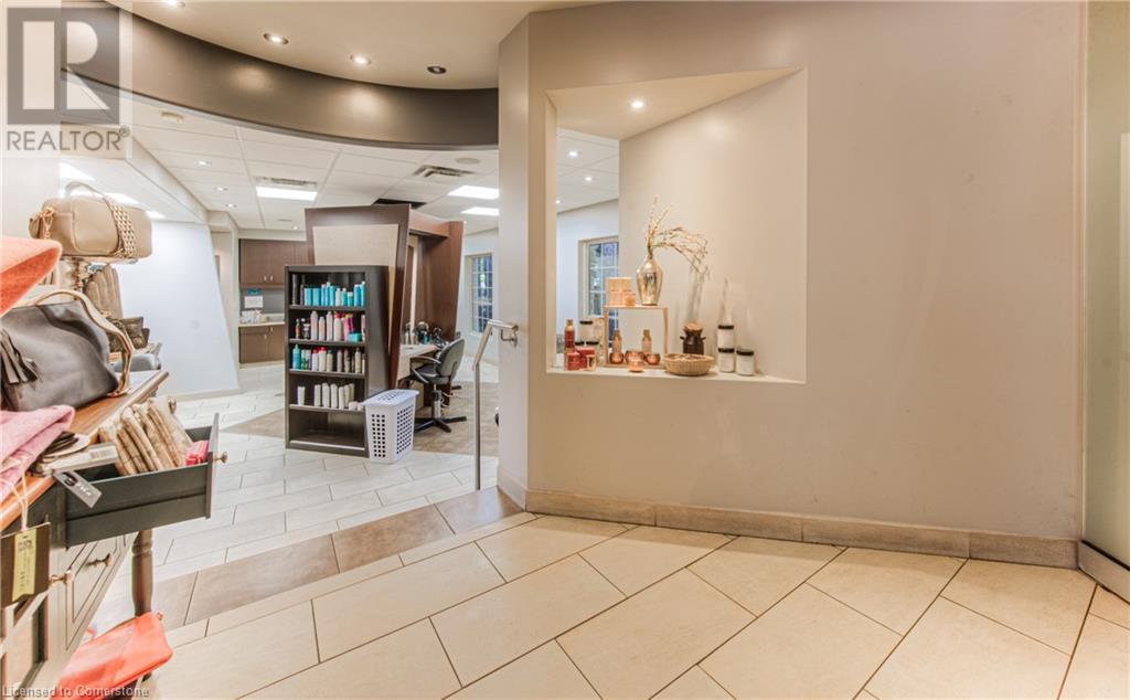 370 University Avenue E Unit# 102 & 103, Waterloo, Ontario  N2K 3N2 - Photo 8 - 40673923