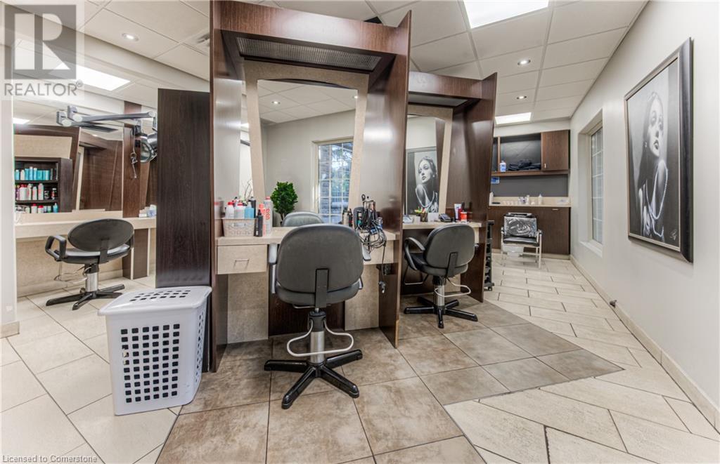 370 University Avenue E Unit# 102 & 103, Waterloo, Ontario  N2K 3N2 - Photo 11 - 40673923