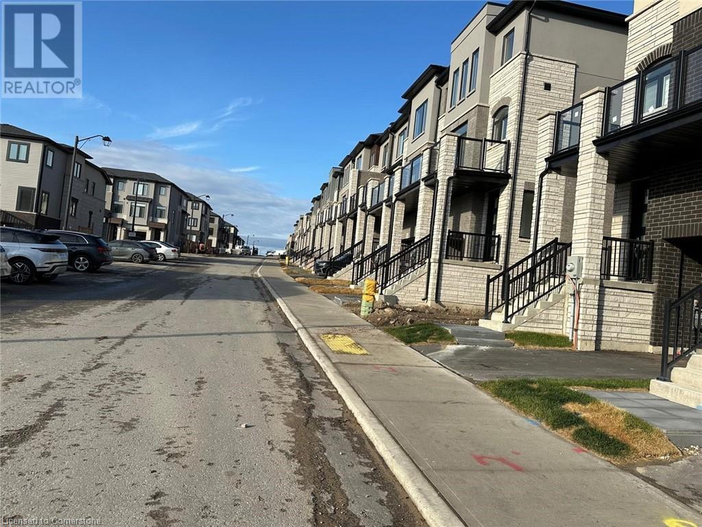 155 Equestrian Way Unit# 36, Cambridge, Ontario  N3E 0E8 - Photo 3 - 40673797