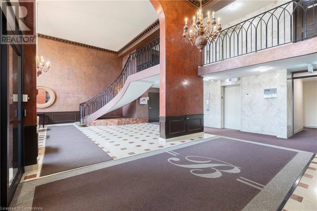 301 Frances Avenue Unit# 1808, Stoney Creek, Ontario  L8E 3W6 - Photo 4 - 40673451