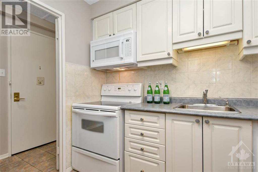 515 ST LAURENT BOULEVARD UNIT#1809 Ottawa