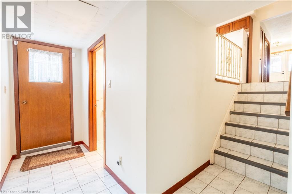 98 Summercrest Drive, Hamilton, Ontario  L8K 6G6 - Photo 22 - 40673604