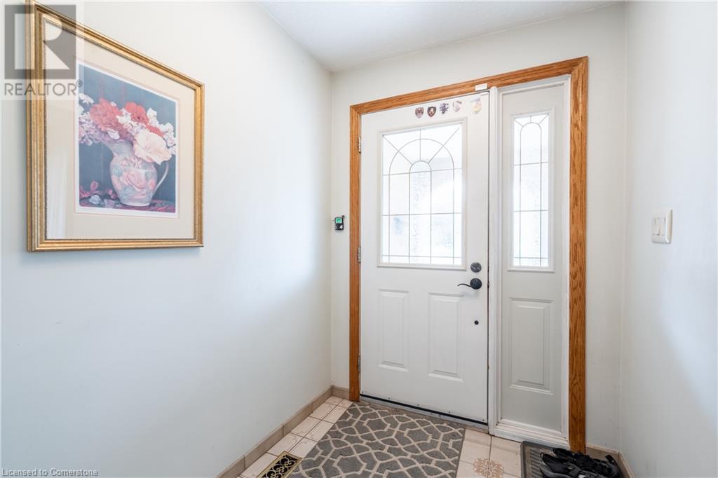 98 Summercrest Drive, Hamilton, Ontario  L8K 6G6 - Photo 3 - 40673604