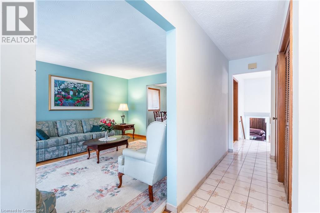 98 Summercrest Drive, Hamilton, Ontario  L8K 6G6 - Photo 4 - 40673604