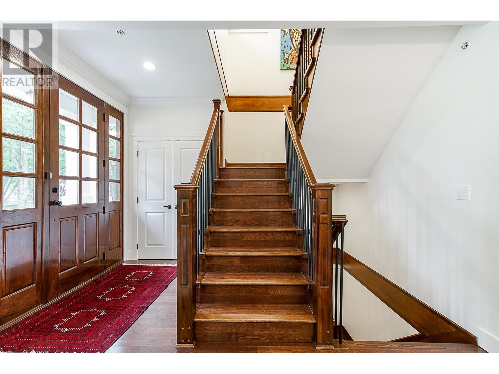 Listing Picture 15 of 27 : 439 46 AVENUE, Vancouver / 溫哥華 - 魯藝地產 Yvonne Lu Group - MLS Medallion Club Member