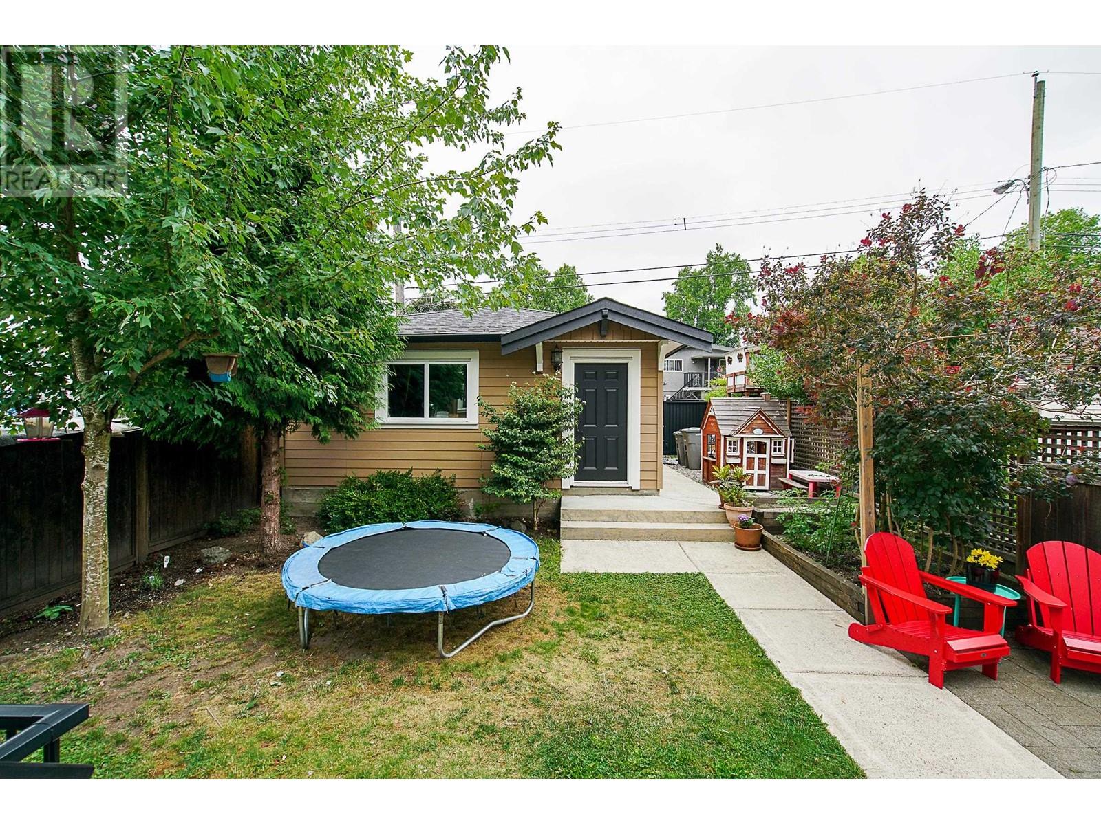 Listing Picture 26 of 27 : 439 46 AVENUE, Vancouver / 溫哥華 - 魯藝地產 Yvonne Lu Group - MLS Medallion Club Member