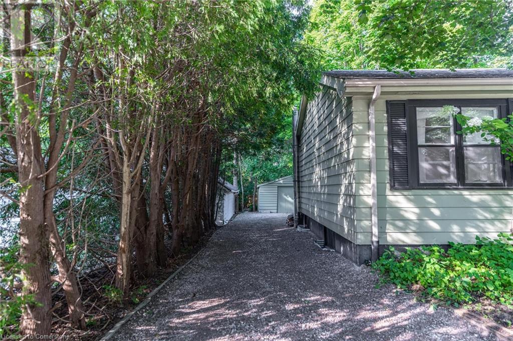 31 Academy Street, Ancaster, Ontario  L9G 2X8 - Photo 3 - 40674015